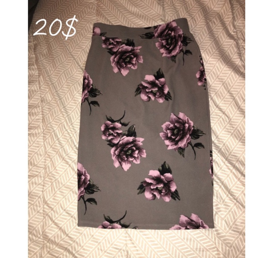 Floral pencil skirt